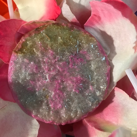 💕🤍Brooch🤍💕 - Picture 3 of 17